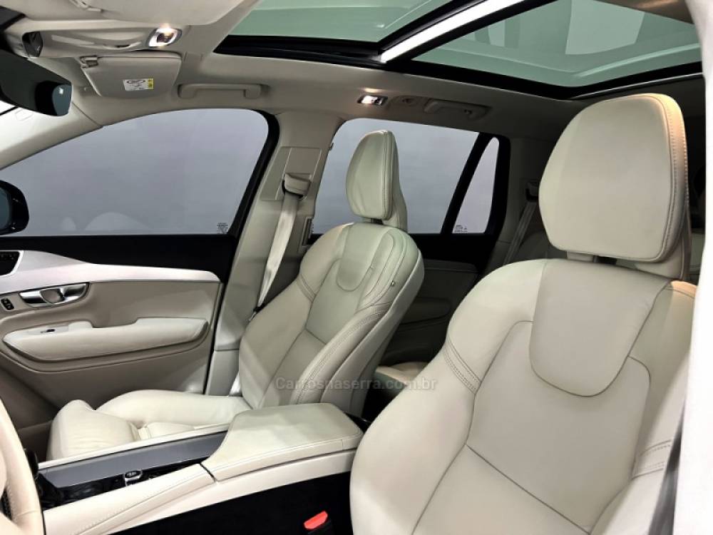 VOLVO - XC90 - 2019/2019 - Preta - Sob Consulta