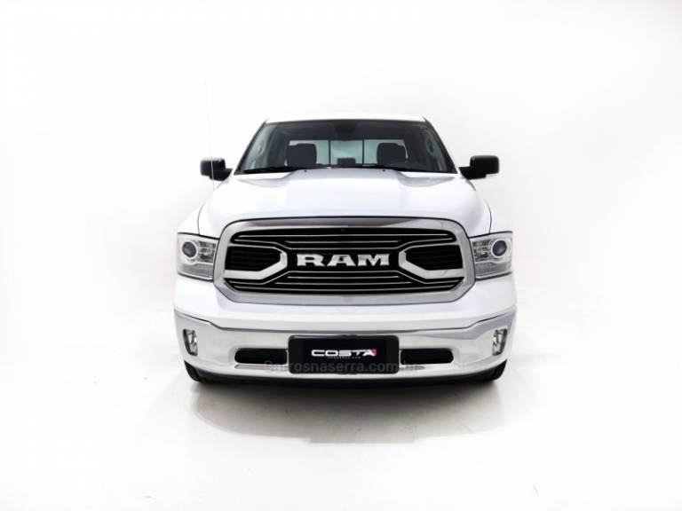 RAM - CLASSIC - 2023/2023 - Branca - Sob Consulta