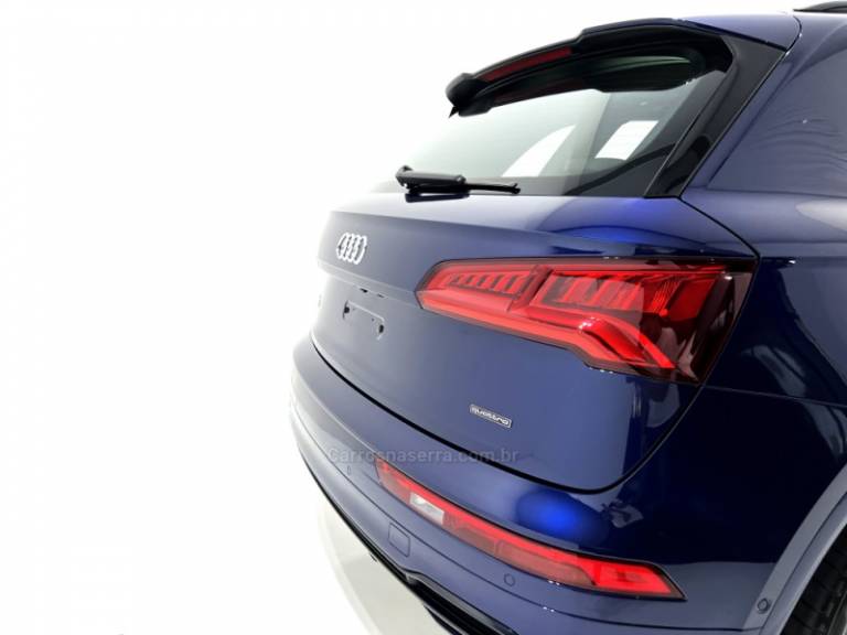 AUDI - Q5 - 2020/2020 - Azul - Sob Consulta