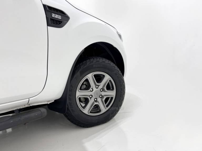 FORD - RANGER - 2019/2019 - Branca - Sob Consulta