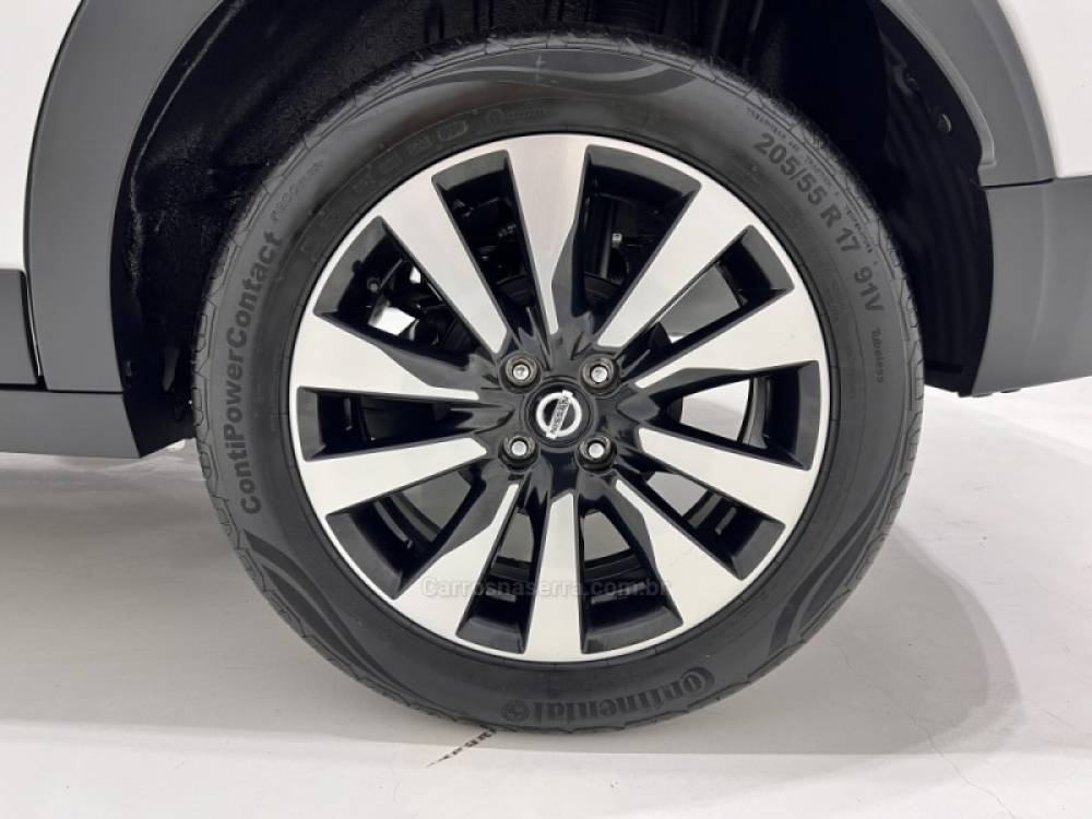 NISSAN - KICKS - 2020/2020 - Branca - Sob Consulta
