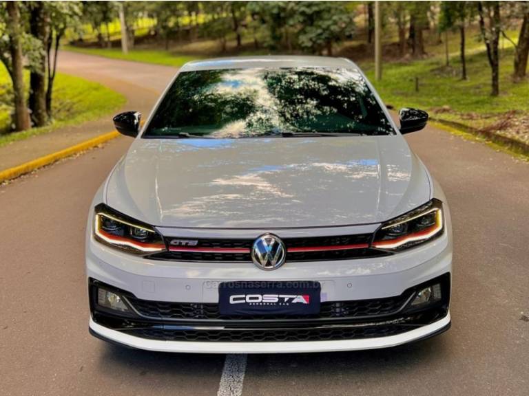 VOLKSWAGEN - POLO - 2021/2021 - Branca - R$ 114.000,00