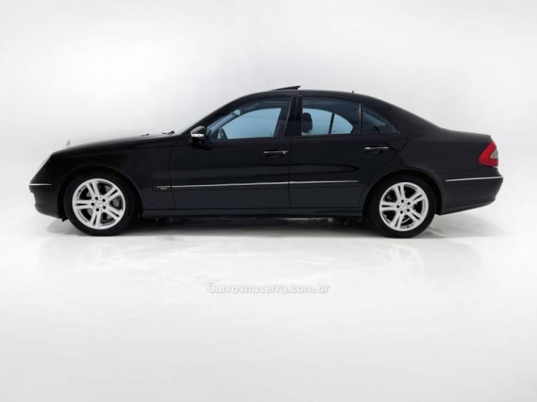 MERCEDES-BENZ - E 350 - 2007/2007 - Preta - Sob Consulta