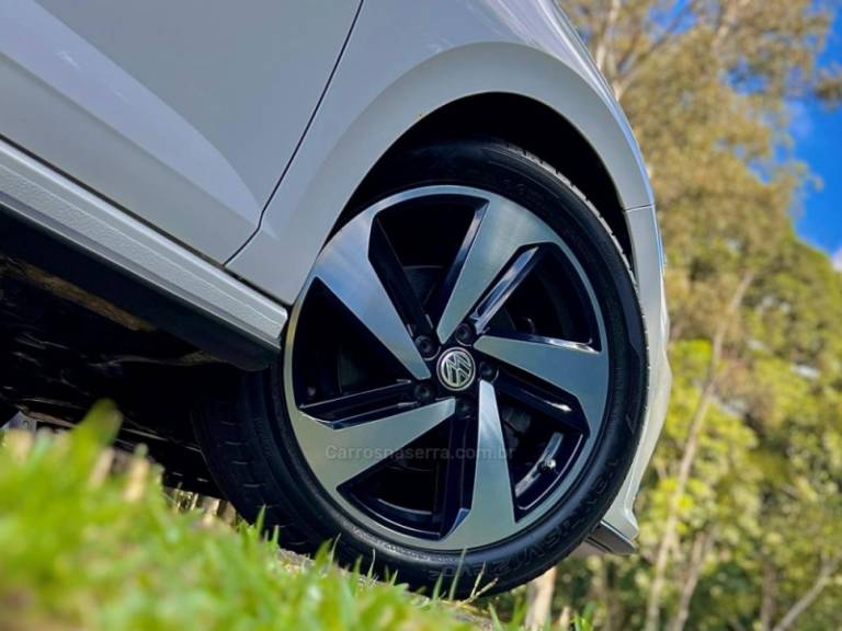 VOLKSWAGEN - POLO - 2021/2021 - Branca - R$ 114.000,00