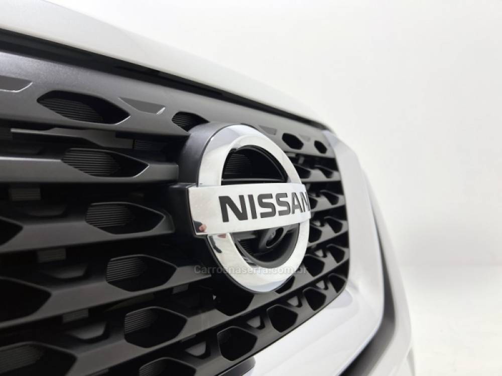 NISSAN - KICKS - 2020/2020 - Branca - Sob Consulta
