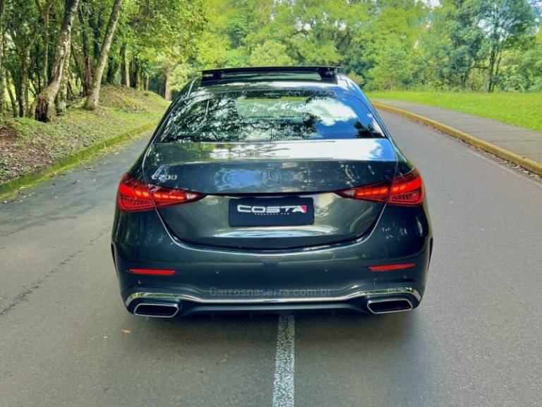 MERCEDES-BENZ - C 200 - 2022/2022 - Cinza - R$ 289.000,00