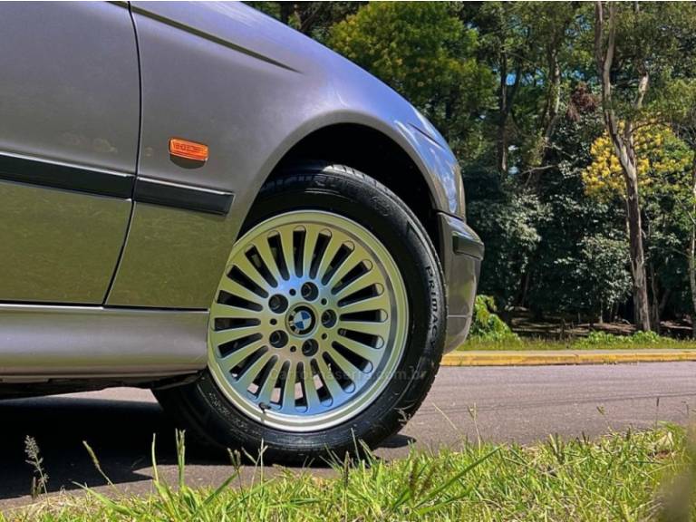 BMW - 528I - 1996/1996 - Cinza - R$ 69.900,00
