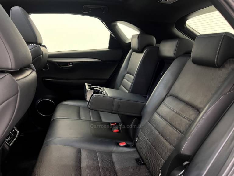 LEXUS - NX200 T - 2016/2016 - Branca - Sob Consulta