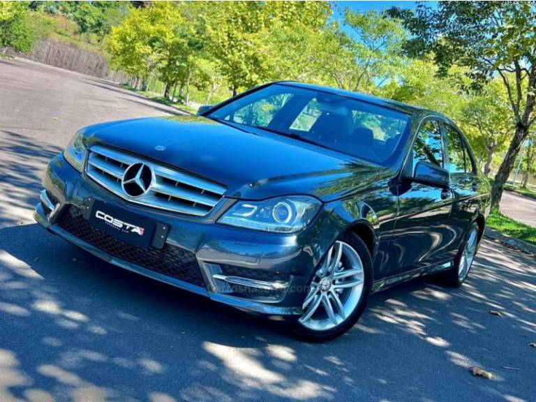MERCEDES-BENZ - C 180 - 2014/2014 - Cinza - R$ 79.900,00