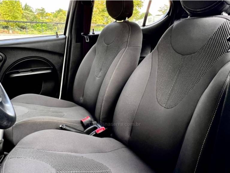 CHERY - QQ - 2018/2018 - Branca - R$ 34.900,00