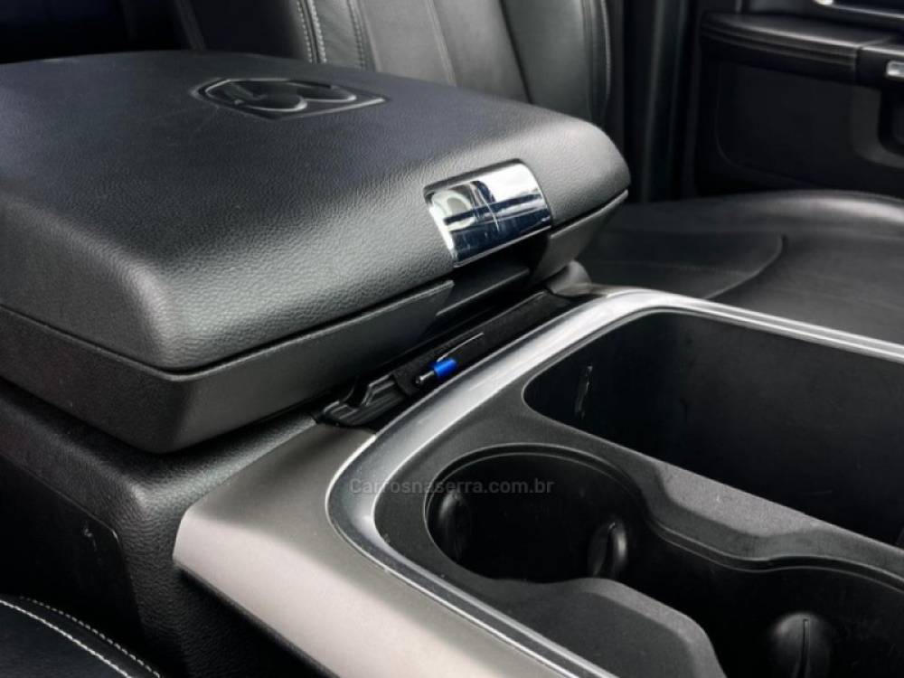 RAM - 1500 - 2022/2022 - Preta - R$ 299.900,00