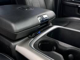 RAM - 1500 - 2022/2022 - Preta - R$ 299.900,00