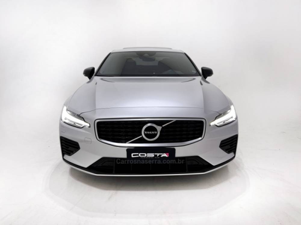 VOLVO - S60 - 2020/2020 - Prata - Sob Consulta