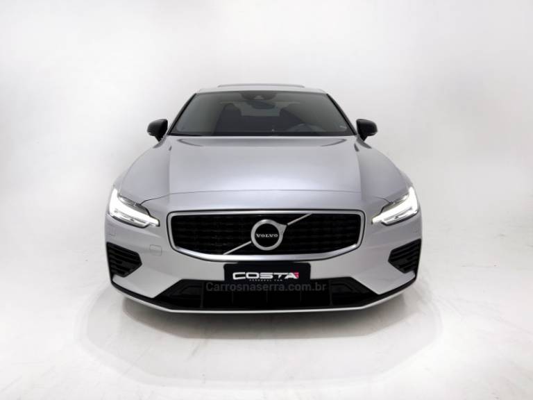 VOLVO - S60 - 2020/2020 - Prata - Sob Consulta