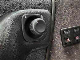 VOLKSWAGEN - SANTANA - 1995/1995 - Azul - Sob Consulta