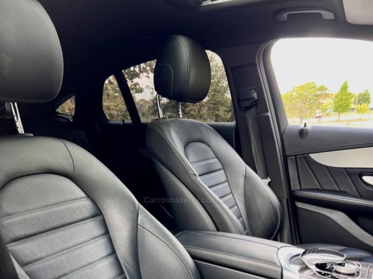 MERCEDES-BENZ - GLC 43 AMG - 2019/2019 - Preta - R$ 359.900,00