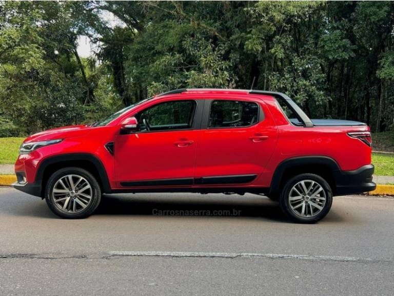 FIAT - STRADA - 2022/2022 - Vermelha - R$ 111.900,00