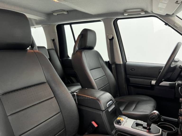 LAND ROVER - DISCOVERY 3 - 2008/2008 - Preta - Sob Consulta