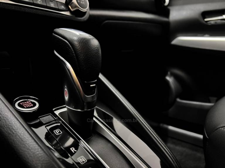 NISSAN - KICKS - 2020/2020 - Branca - Sob Consulta