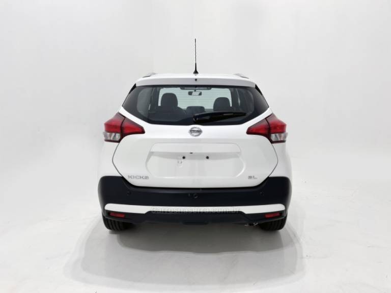 NISSAN - KICKS - 2020/2020 - Branca - Sob Consulta