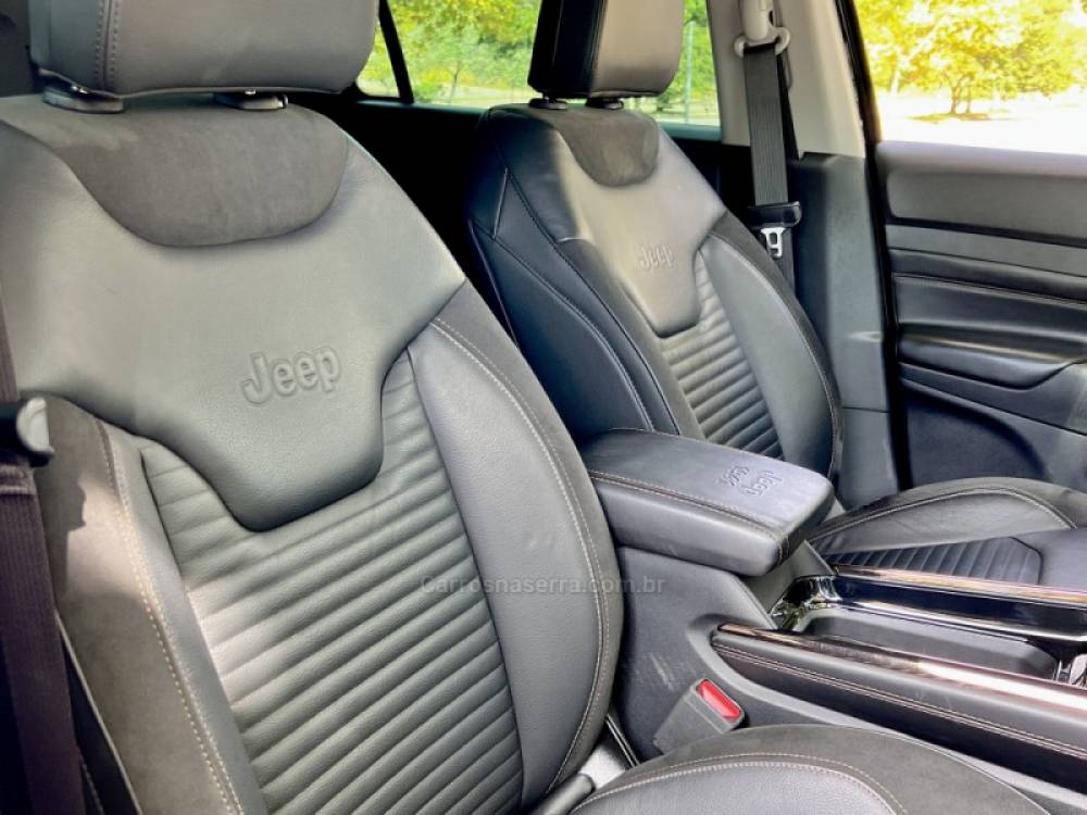 JEEP - COMMANDER - 2023/2023 - Preta - Sob Consulta