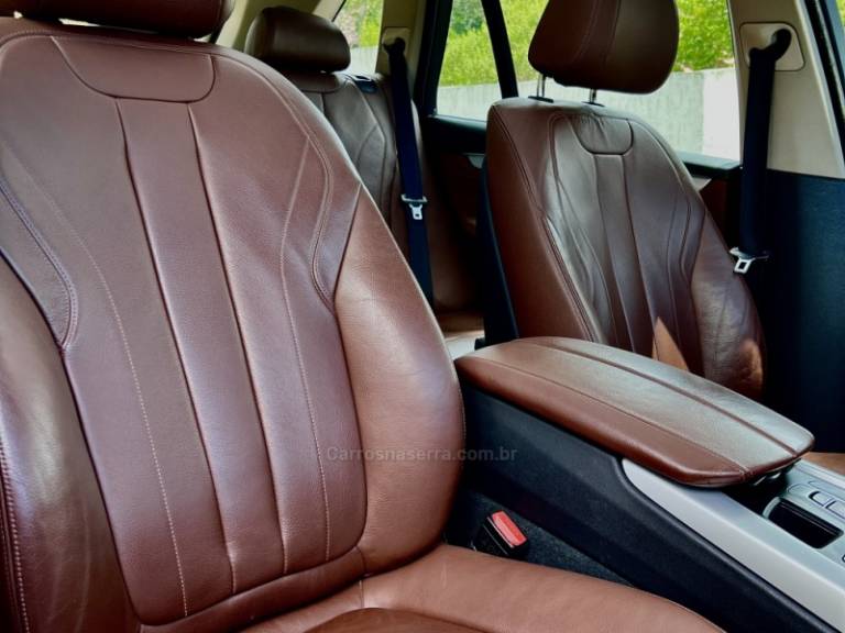BMW - X5 - 2015/2015 - Cinza - Sob Consulta