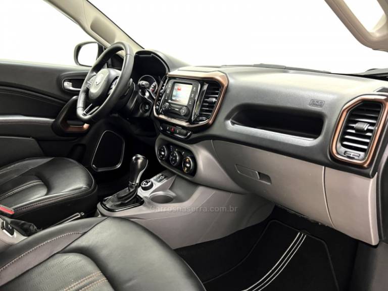 FIAT - TORO - 2017/2017 - Marrom - Sob Consulta