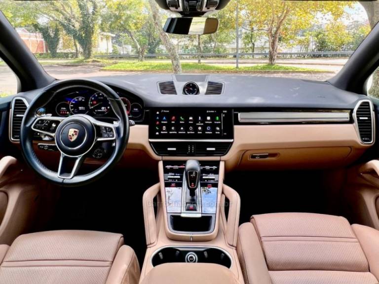 PORSCHE - CAYENNE - 2023/2023 - Verde - R$ 710.000,00