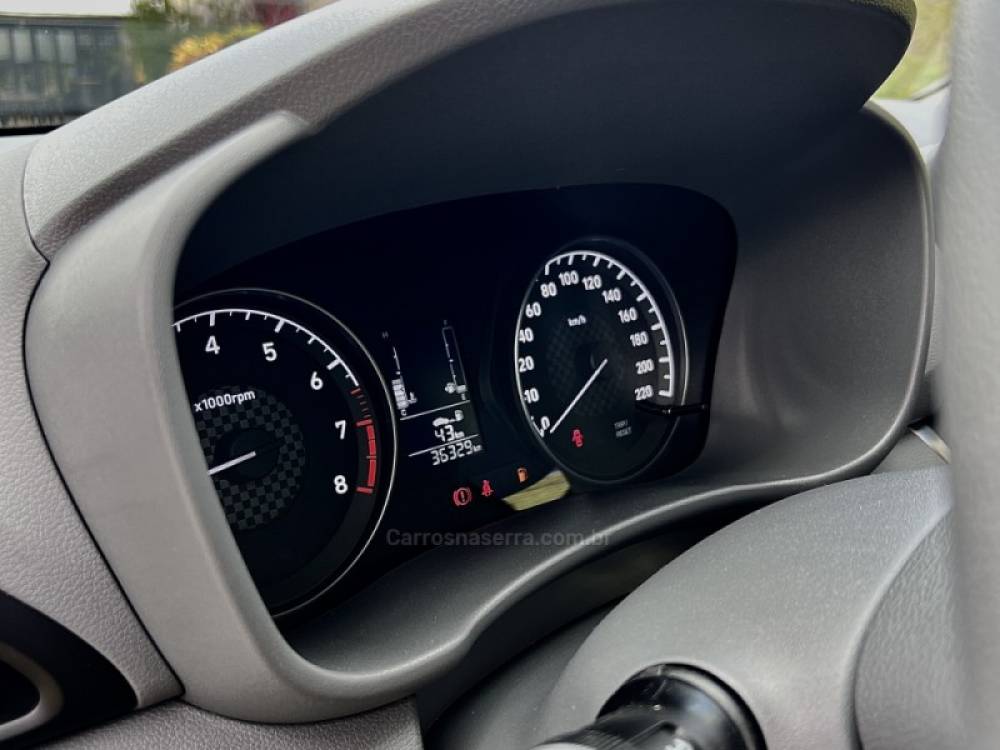 HYUNDAI - HB20S - 2022/2022 - Dourada - Sob Consulta