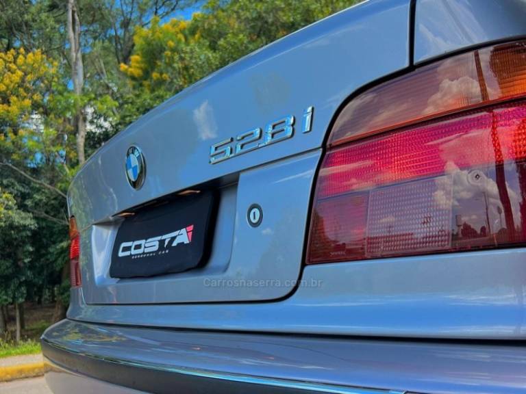BMW - 528I - 1996/1996 - Cinza - R$ 69.900,00