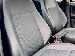 VOLKSWAGEN - GOL - 2018/2018 - Preta - R$ 49.000,00