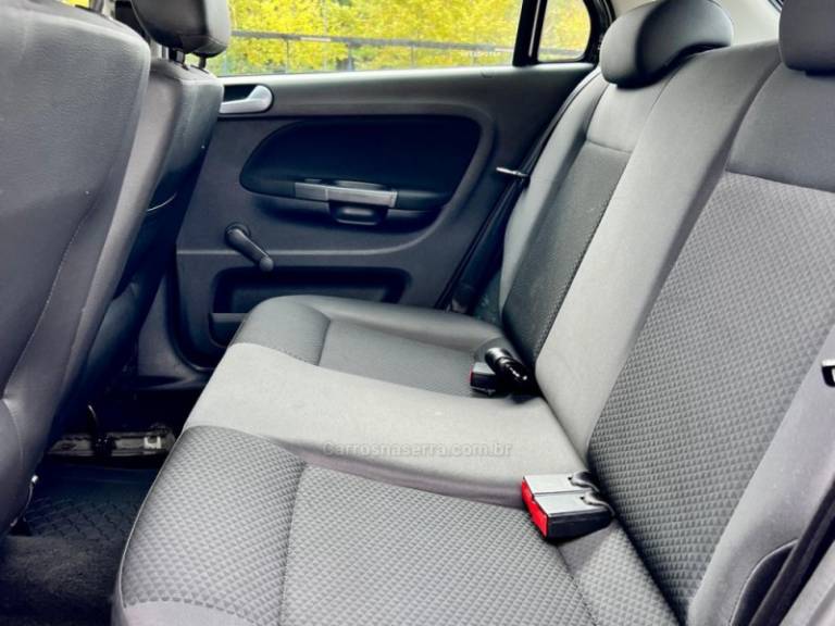 VOLKSWAGEN - GOL - 2018/2018 - Preta - R$ 49.000,00
