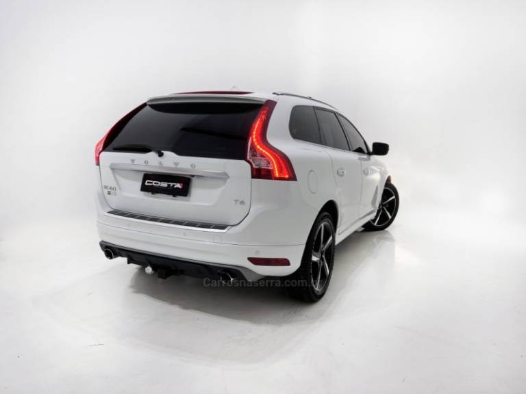 VOLVO - XC60 - 2015/2015 - Branca - Sob Consulta