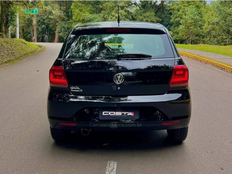 VOLKSWAGEN - GOL - 2018/2018 - Preta - R$ 49.000,00
