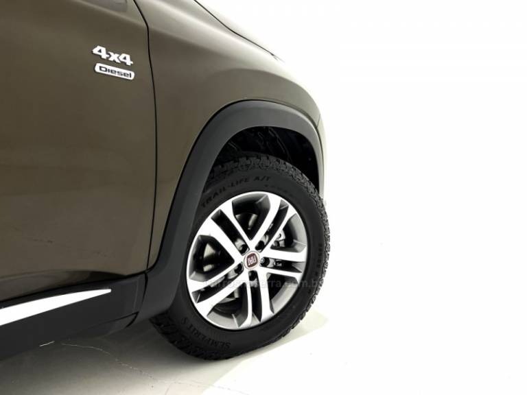FIAT - TORO - 2017/2017 - Marrom - Sob Consulta