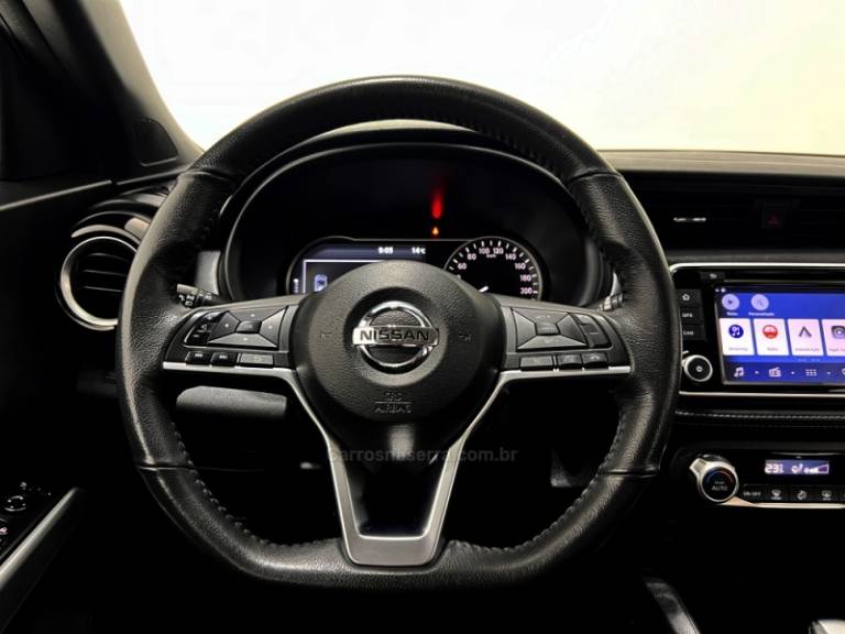 NISSAN - KICKS - 2020/2020 - Branca - Sob Consulta