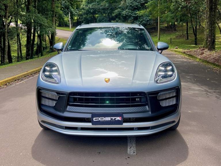 PORSCHE - MACAN - 2023/2023 - Prata - R$ 699.000,00