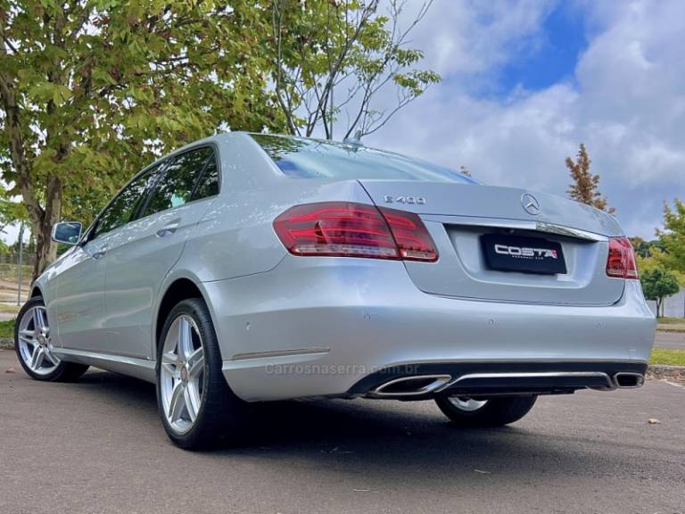 MERCEDES-BENZ - E 400 - 2016/2016 - Prata - R$ 189.900,00
