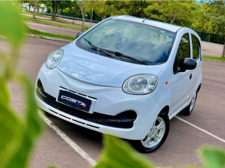 CHERY - QQ - 2018/2018 - Branca - R$ 34.900,00