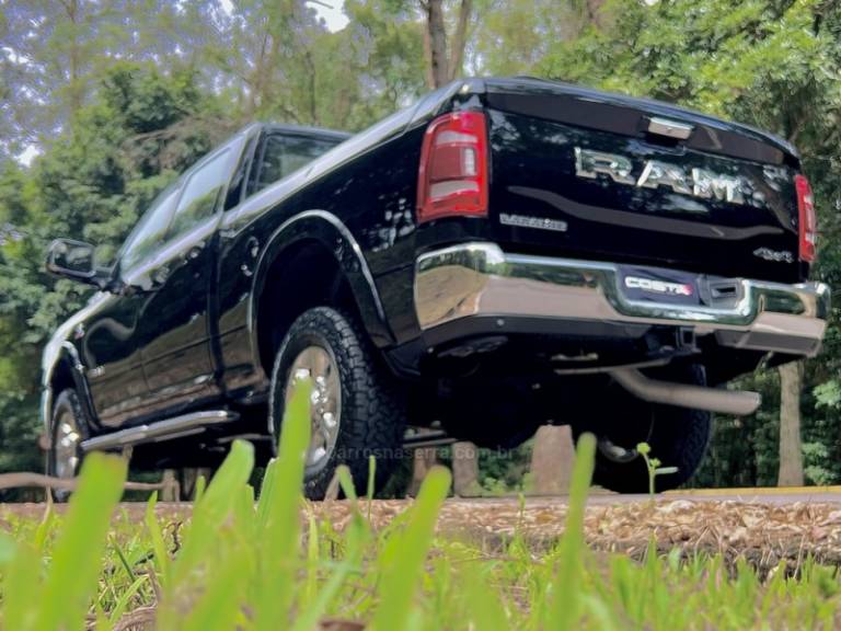 RAM - 2500 LARAMIE - 2021/2021 - Preta - R$ 369.900,00