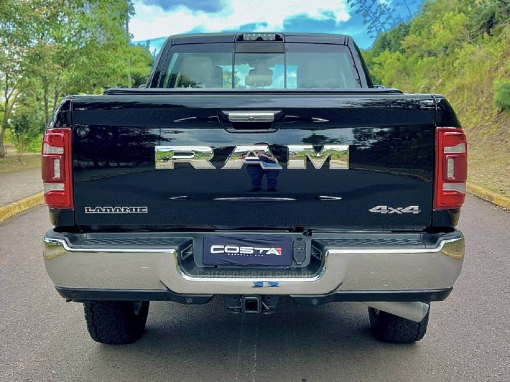 RAM - 2500 LARAMIE - 2021/2021 - Preta - R$ 369.900,00