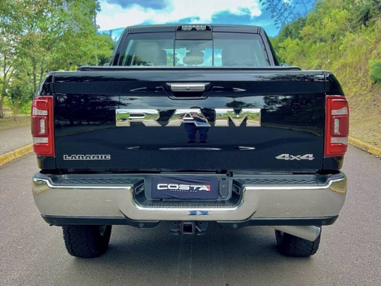 RAM - 2500 LARAMIE - 2021/2021 - Preta - R$ 369.900,00