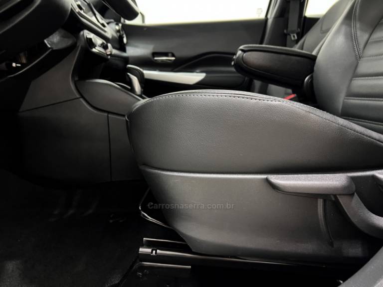 NISSAN - KICKS - 2020/2020 - Branca - Sob Consulta