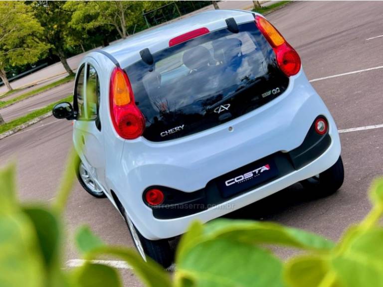 CHERY - QQ - 2018/2018 - Branca - R$ 34.900,00
