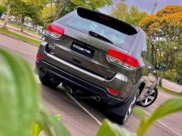 JEEP - GRAND CHEROKEE - 2015/2015 - Cinza - R$ 125.000,00
