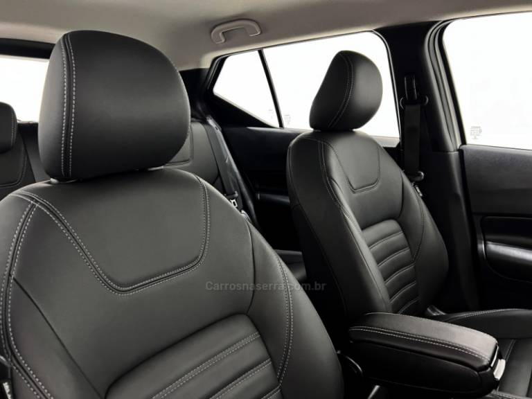 NISSAN - KICKS - 2020/2020 - Branca - Sob Consulta