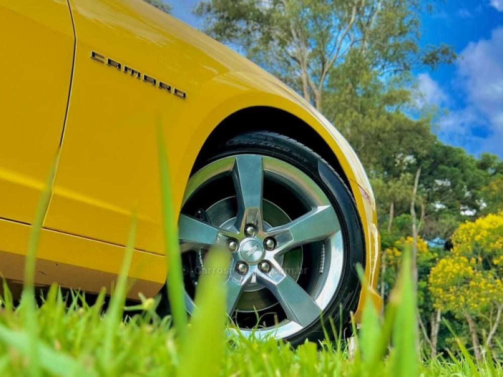 CHEVROLET - CAMARO - 2011/2011 - Amarela - R$ 350.000,00