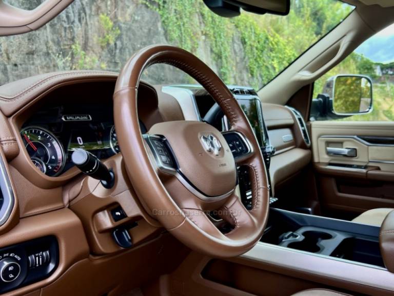 RAM - 2500 LARAMIE - 2021/2021 - Preta - R$ 369.900,00