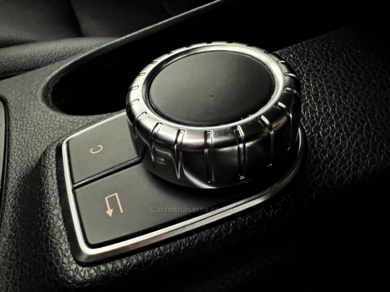 MERCEDES-BENZ - B 200 - 2014/2014 - Prata - Sob Consulta