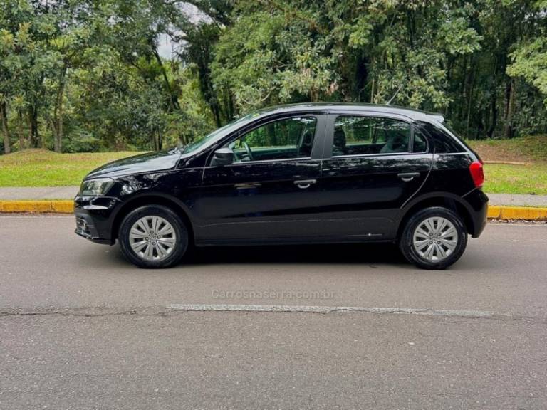 VOLKSWAGEN - GOL - 2018/2018 - Preta - R$ 49.000,00